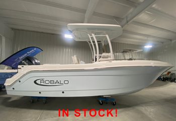 2024 Robalo 222 Ex Ice Blue Boat